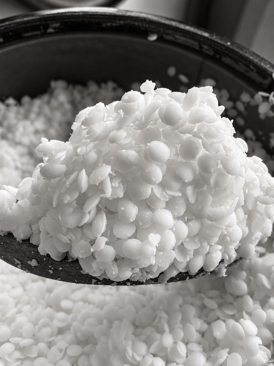 Coconut and rapeseed wax